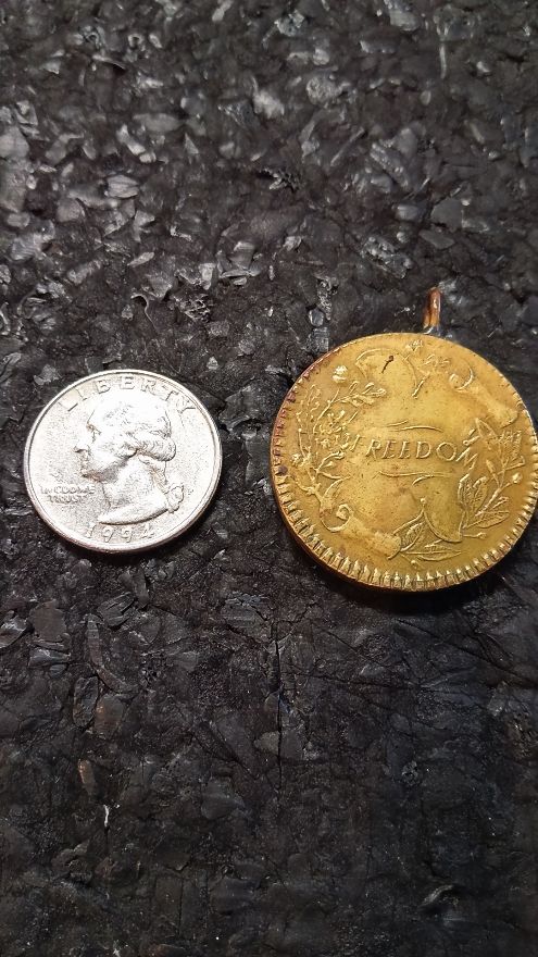 Please-Help-Identify-2-Sided-Pedant-Medallion-Freedom-Eagle-Id:-Unknown-Patriotic-Token