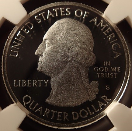 Post-A-Coin-Or-Medal-Devoted-To-A-Military-Subject