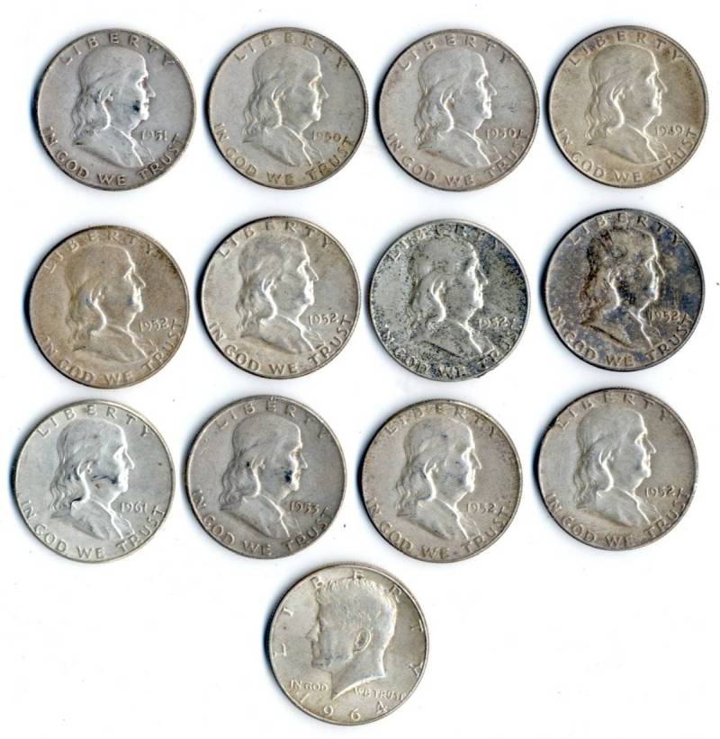 Box-Of-Halves-Lots-Of-Silver!