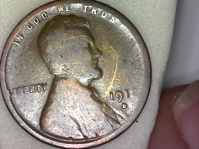 Various-Wheat-Cents.-Can-Someone-Explain-The-Gold-Lines-Please?