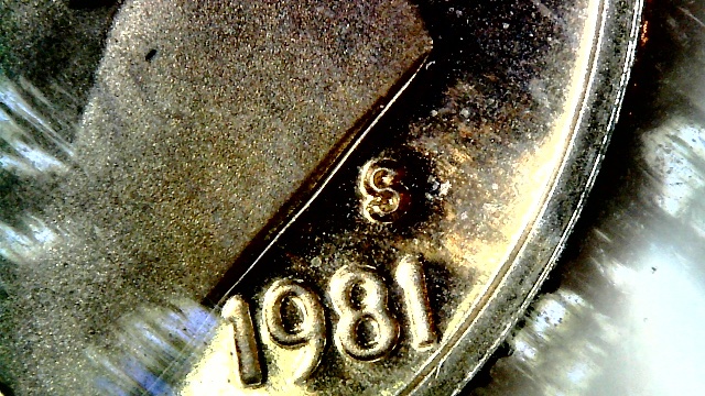 1981-Proof-Set-Is-This-The-Filled-S-Or-Clear-S-?