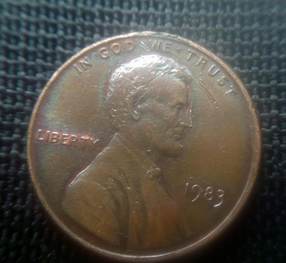 1983-Philadelphia-Lincoln-Cent-Doubled-Die-Reverse-002