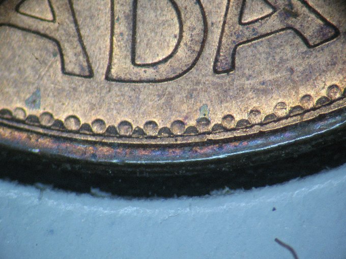 1979-Massive-Date-With-Double-Image-Beads.