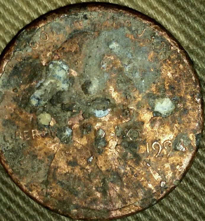 1910-Struck-Through-Grease-Wheat-Cent-Error.-It's-A-New-Version!