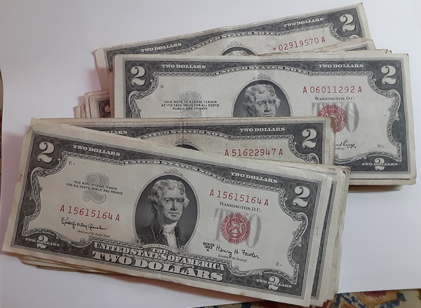 A-Totally-Surprising-Gift-From-Local-Bank:-Bundle-Of-Red-Seal-$2-Bills!
