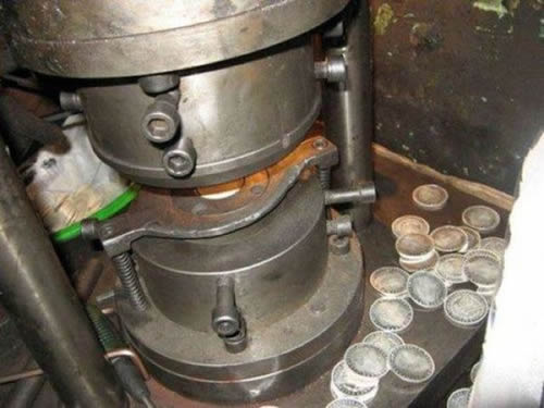 Inside-A-Chinese-Coin-Counterfeiting-Ring