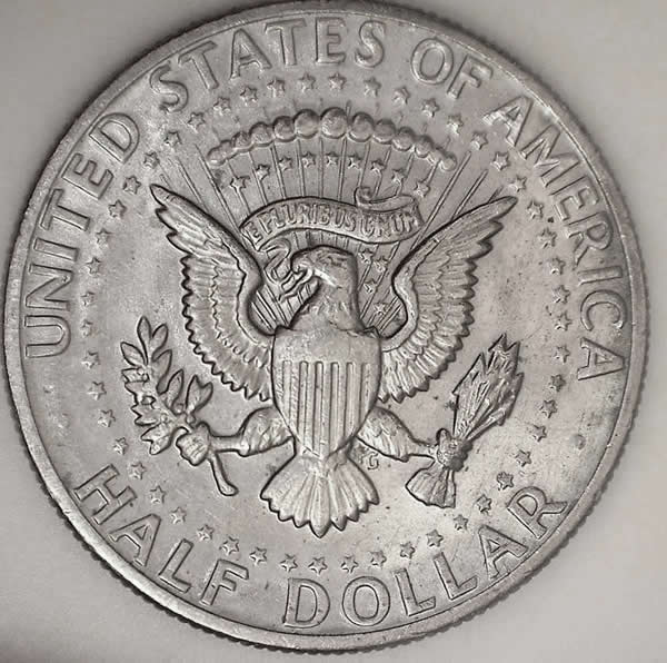 1971-D-Kennedy-Half-With-Quite-A-Large-Rim-Cud