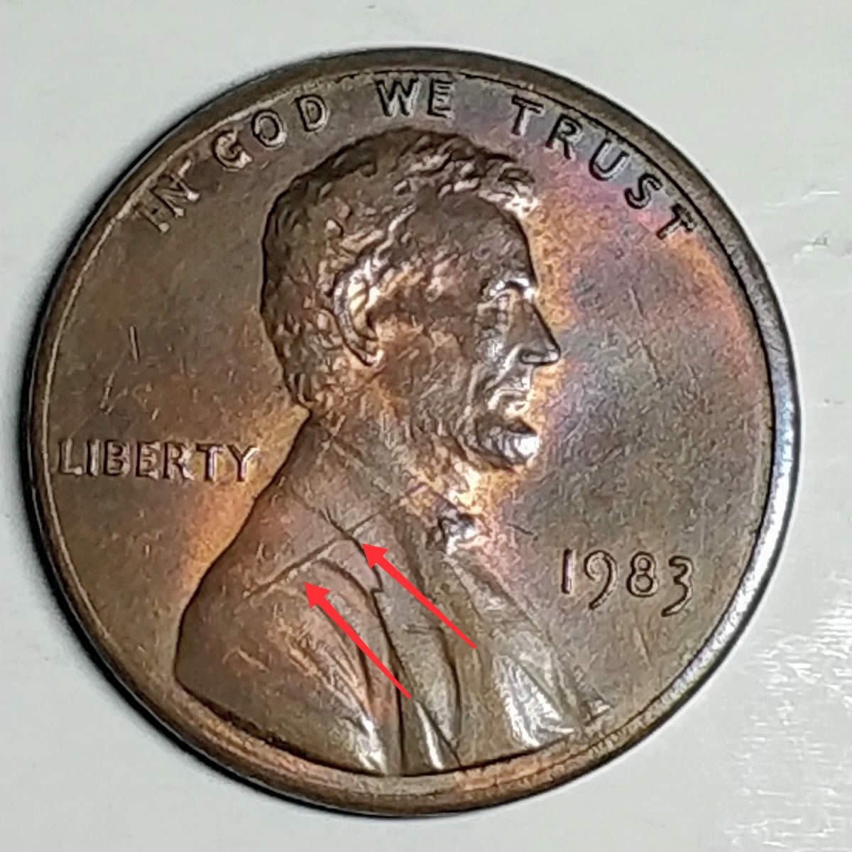 1983-P--Lincoln-Memorial-Cent--Shoulder-Die-Crack