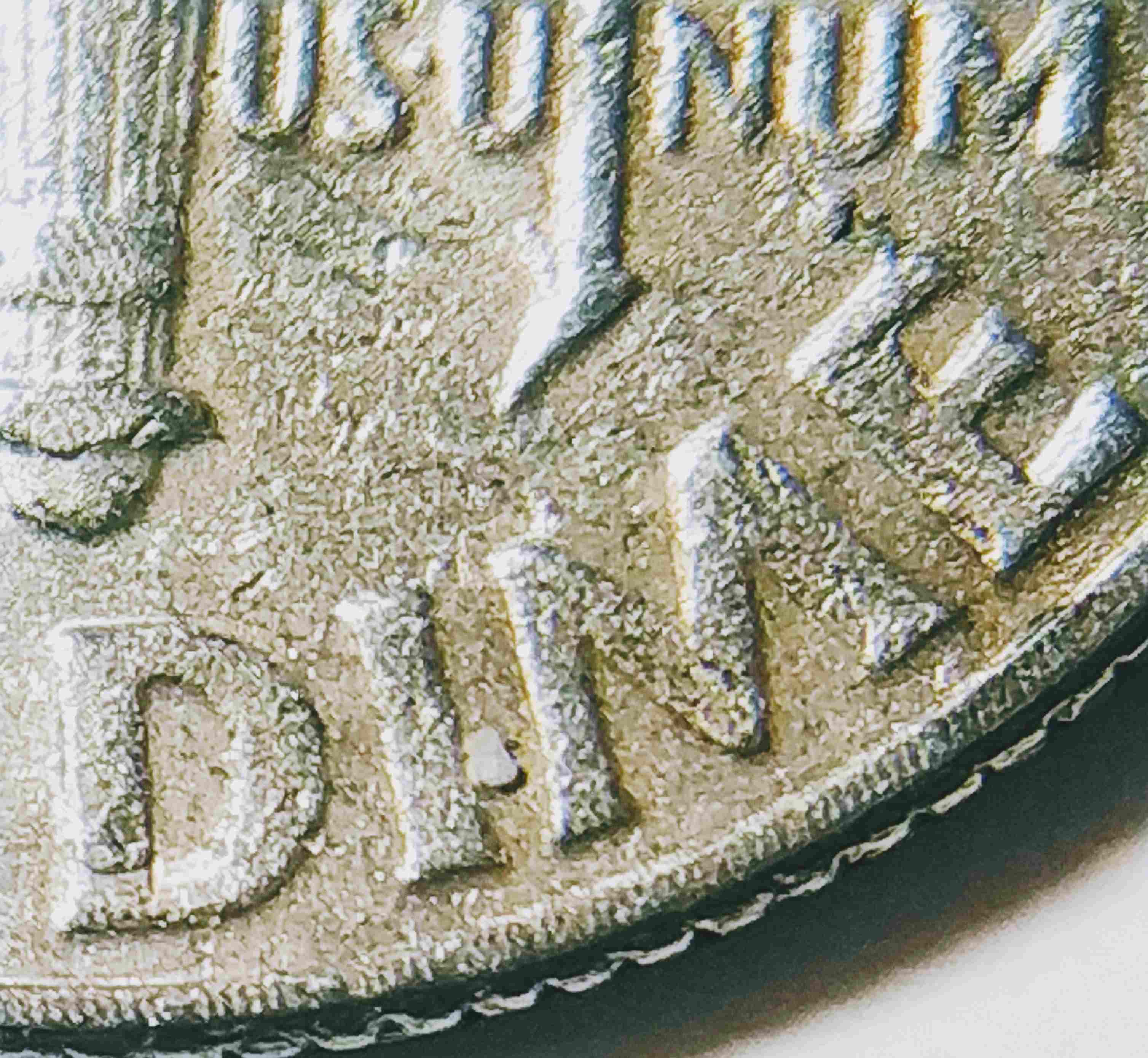 2013-P-Roosevelt-Dime-With-Checkered-Pattern-Lower-Flattened-Rim