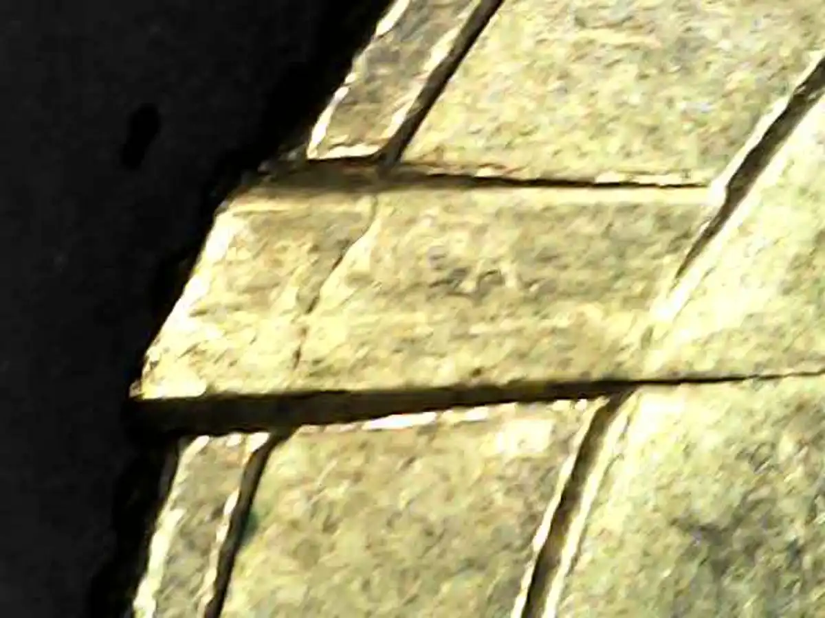 2013-P-Mount-Rushmore-25-Cent-Piece-With-Some-Kind-Of-Die-Issue