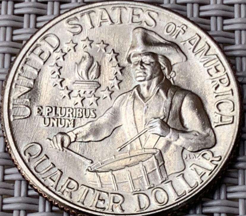1976-D-Bicen-Quarter-With-Mint-Lines
