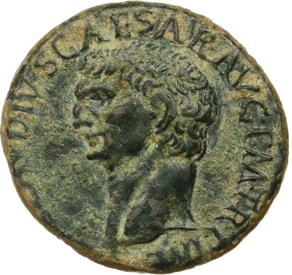 Claudius:-Paying-Some-Attention-To-The-Man-Behind-The-Curtain