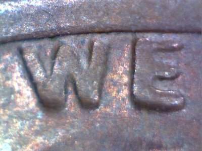 1975-Lincoln-Cent,-Has-A-Bad-Case-Of-Puffy,-Or?