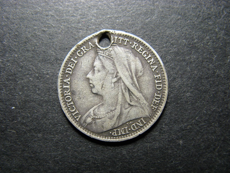 UK-Victoria-Late-19th-Century-Three-Pence-Coin---Engraved-With-'Maidie'-Ship