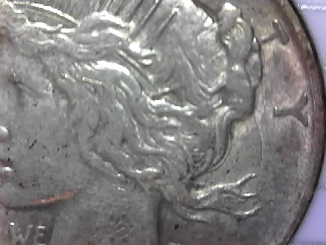 1922-D-Peace-Silver-Dollar---Approximate-Grade?
