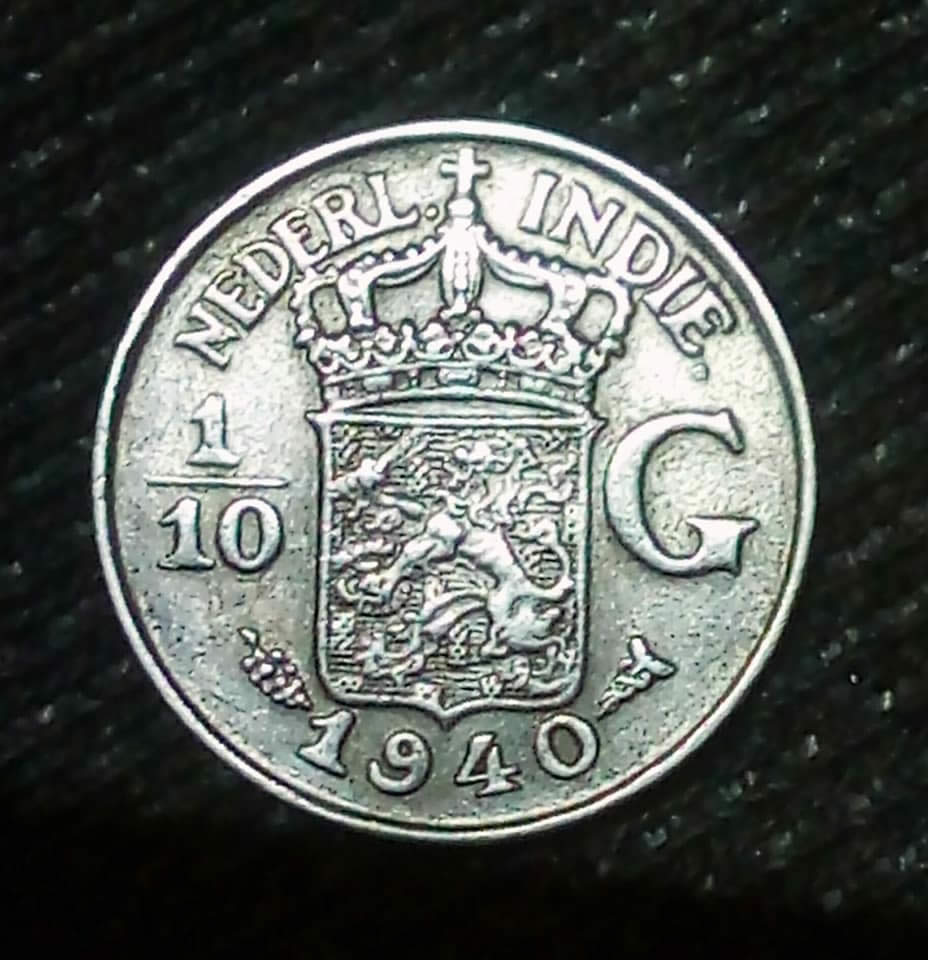 Post-Your-Coins-With-Coats-Of-Arms,-Shields,-Crests,-Crowns,--Etc.