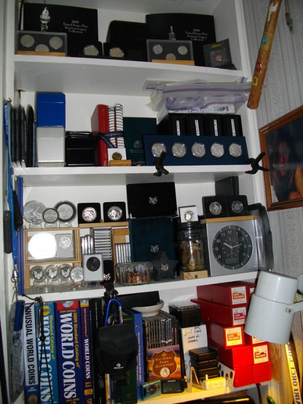 Anyone-Else-Have-A-Desk-Like-This?