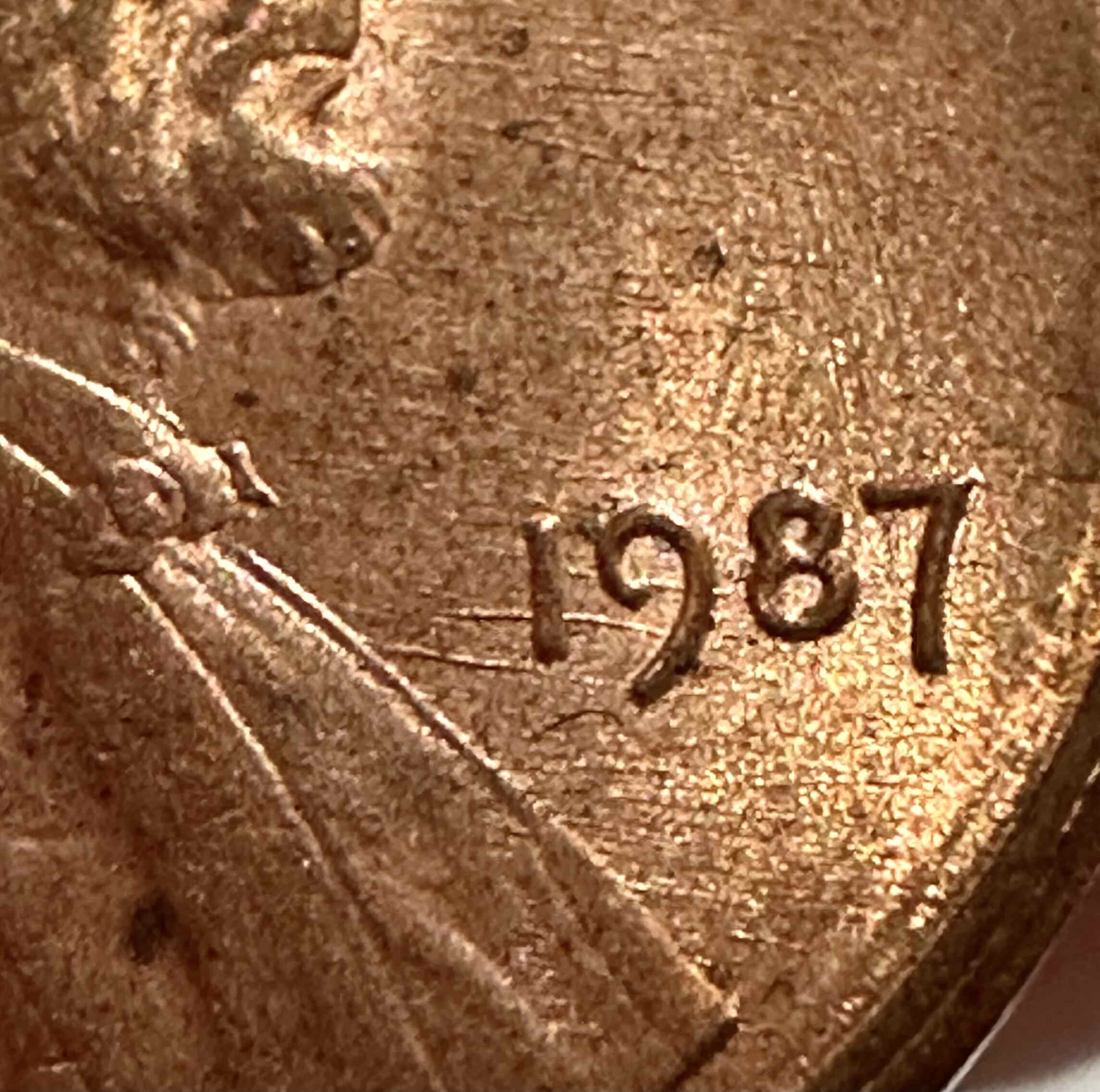 1987-P-Lincoln-Penny-~-Ridge-Ring/S?,-OBV-Die-Chip,-Die-Scratches,-&-REV-Die-Crack