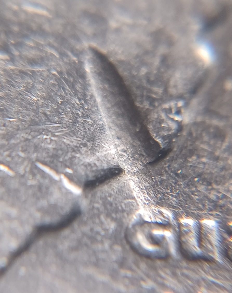 2009-D-Quarter-Guam-~-Big-Die-Chip?