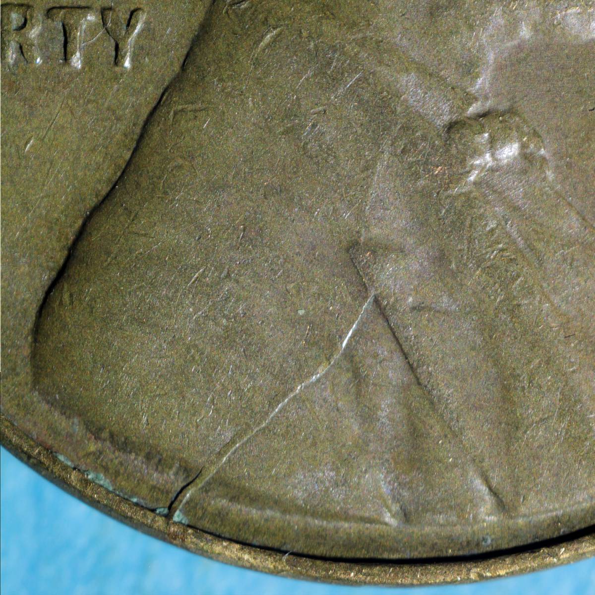 1951-LWC-Unusual-Spike-Head