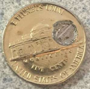 Mini-Nickel-Inside-Gold-Nickel-Possible-Defect?-Id:-Novelty-Alteration-Of-1990-Nickel