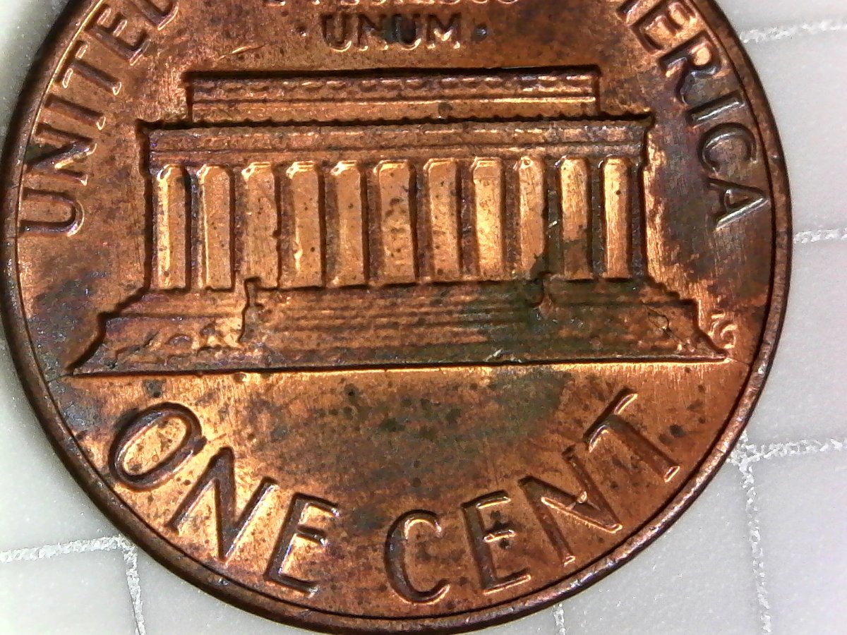 1984-LMC-Possible-DDO-2-Die-Cracks-Reverse-Also-In-Columns-Die-Chip?