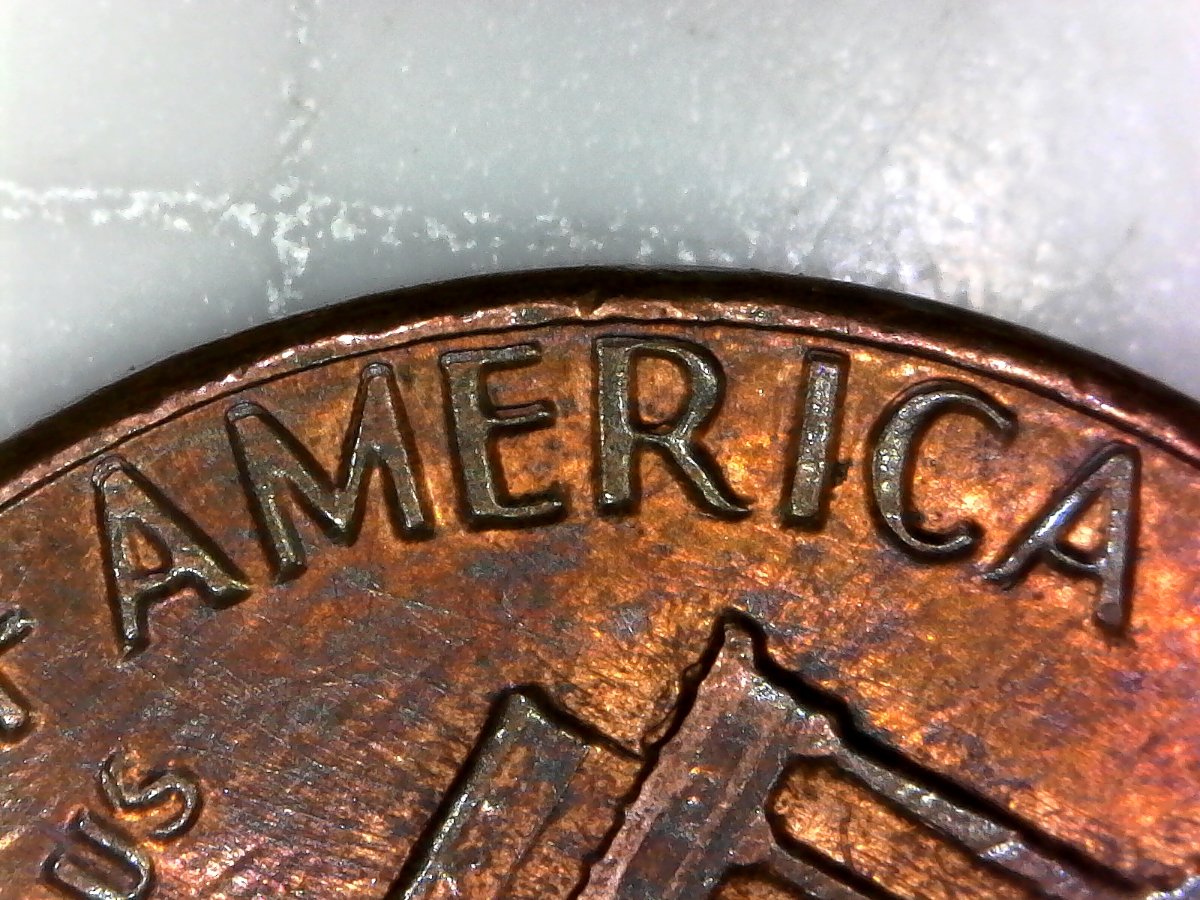 1983-LMC-Good-Example-Of-Machine-Doubling-At-The-Lettering-On-The-Reverse