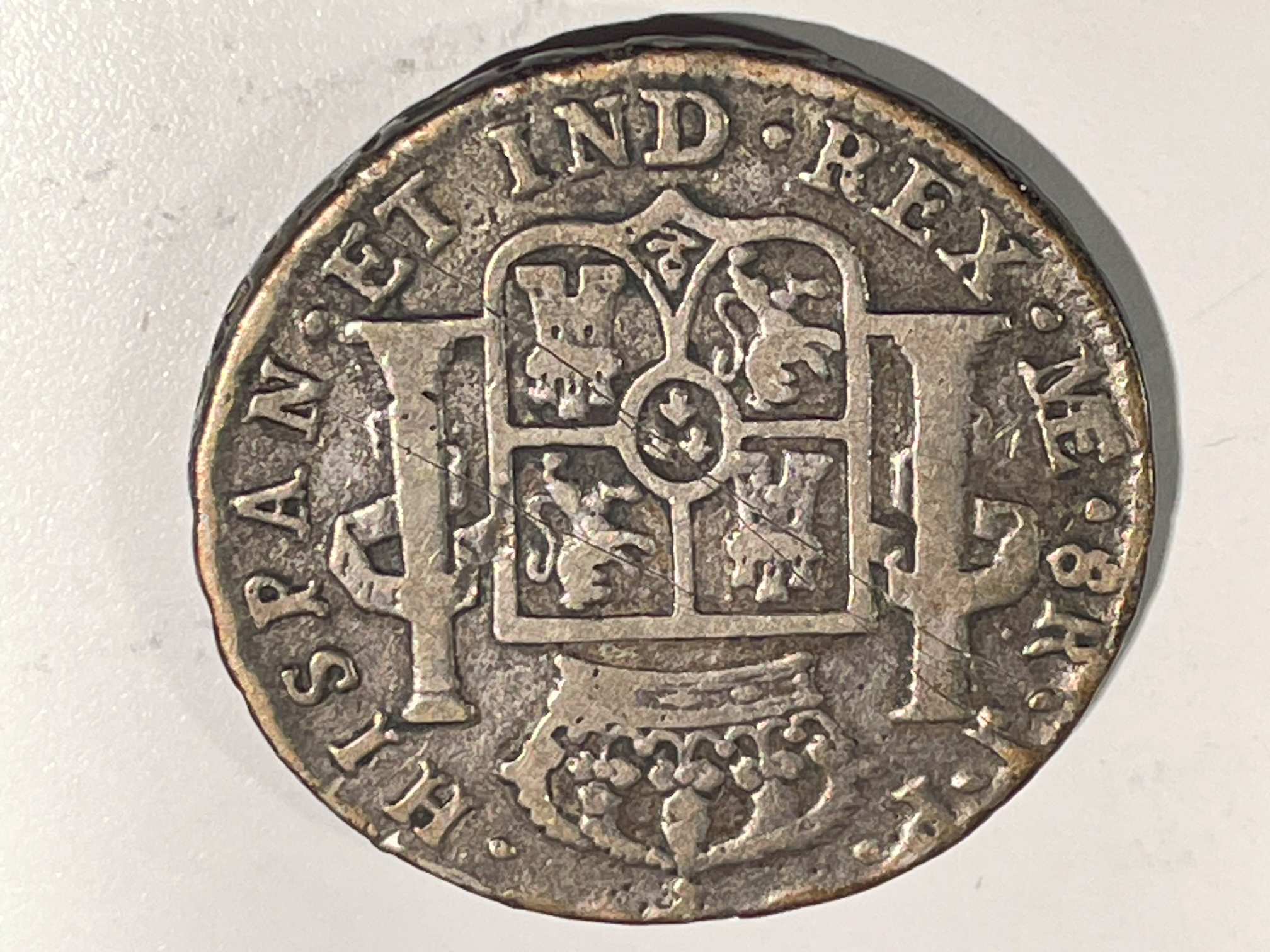 Contemporary-Circulating-Counterfeit-Vs.-War-Of-Independence-Mother-Coin-Prototype