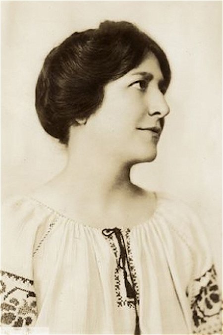 Commems-Collection-Classic:-Quick-Bits-#21---Women-Who-Could've-Been-1st