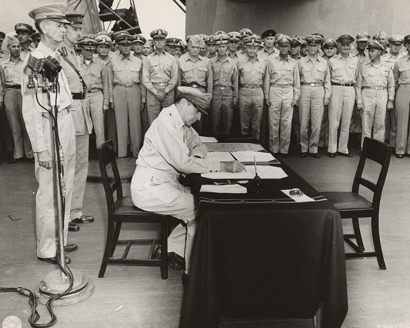 Commems-Collection-Classic:-1947-Philippines-Macarthur-Commemorative-Coins---Origin-Story