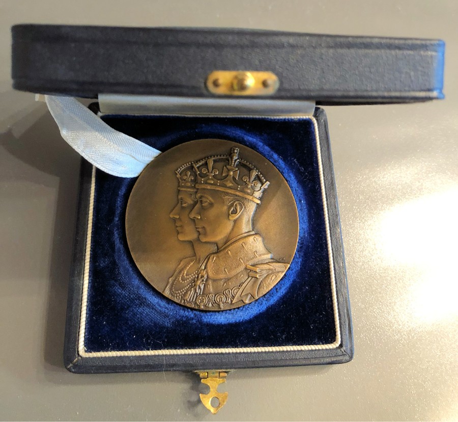 1939-Royal-Visit-Medallion