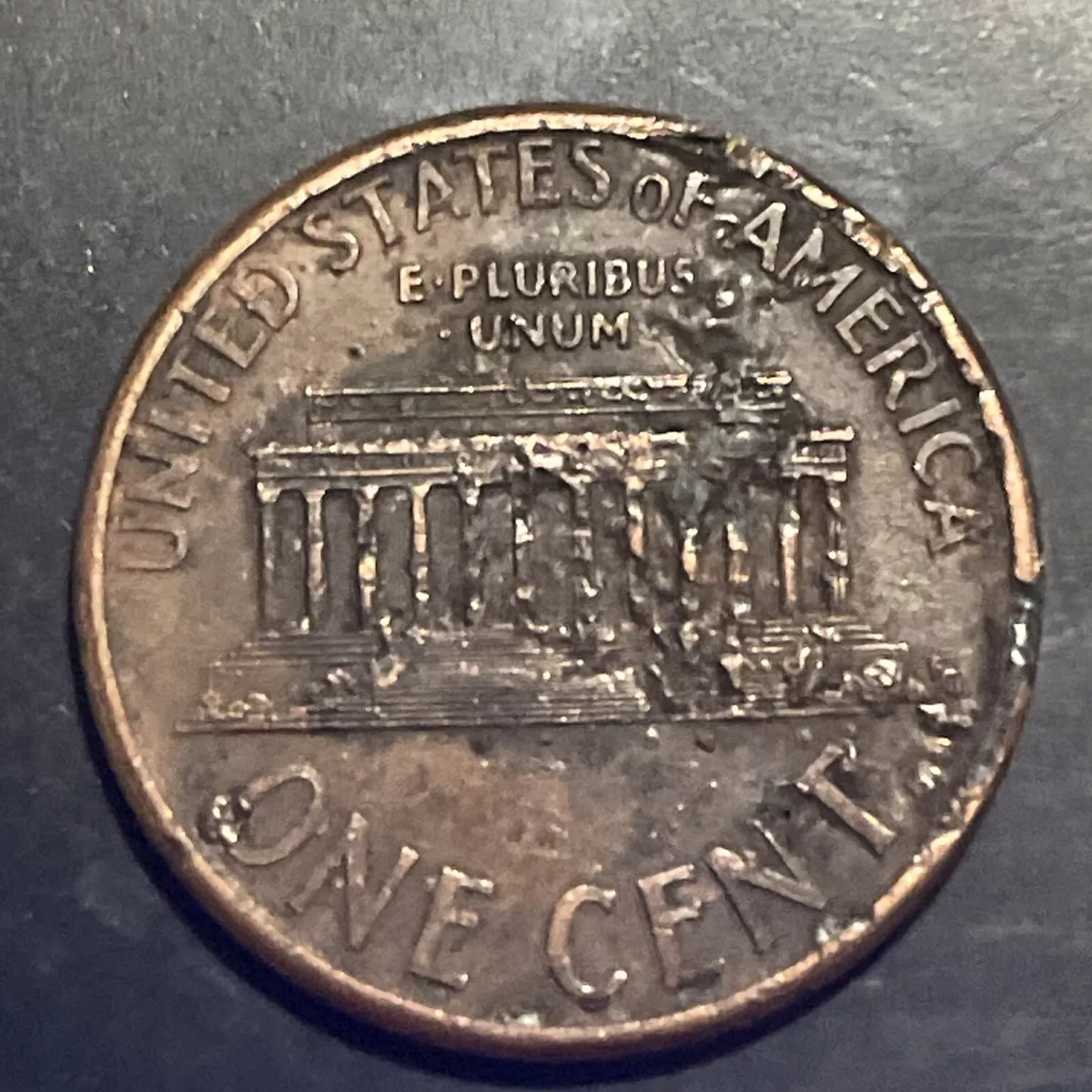 2005-Lincoln-No-Mint-Mark?-Memorial