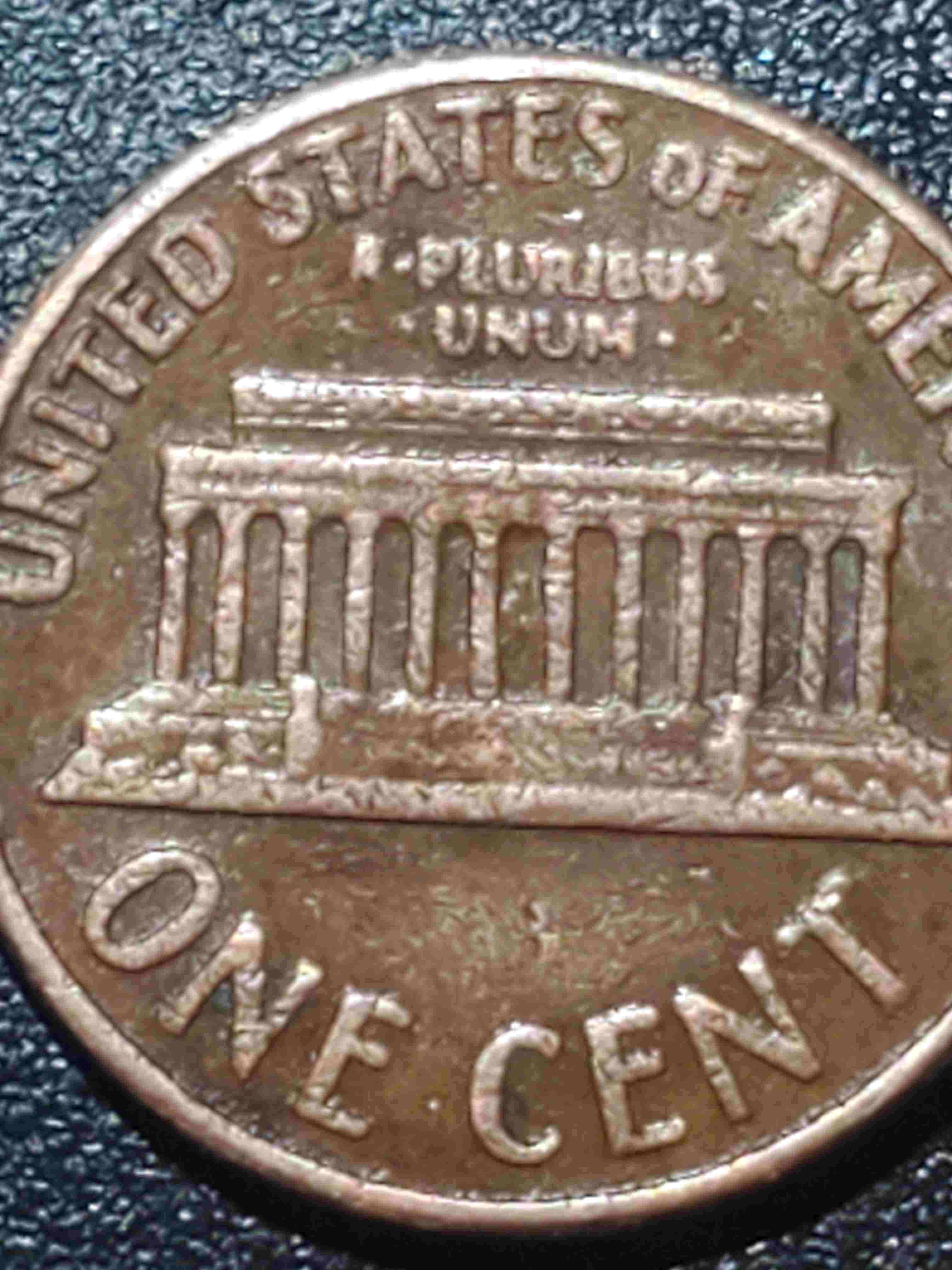 1969-D-DDO-/-DDR-Lincoln-Cent?-Please-Comment.