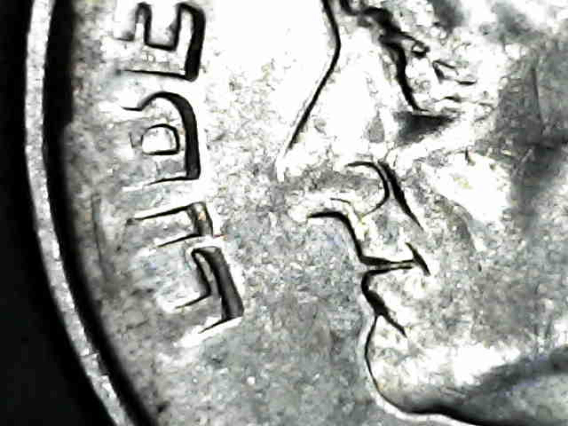 Can-Somebody-Tell-Me-What's-Up-With-This-20?-Dime-?-It-Just-Looks-Crazy-Under-The-Scope
