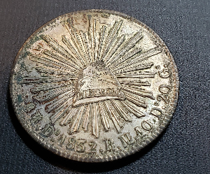 Counterfeit-8-Reales