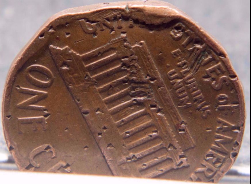 Lincoln-Cent.-Not-Sure-If-Damaged-Or-Error.-Please-Help!!