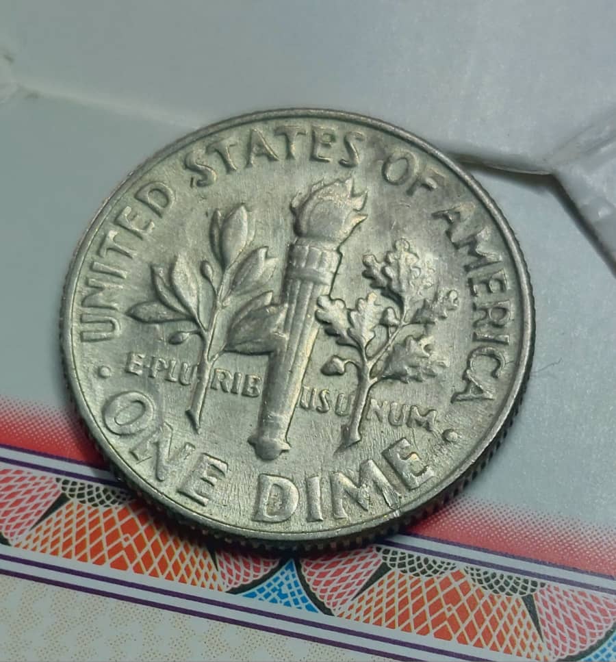 Is-There-Something-Wrong-With-The-Date-Die-On-This-1965-One-Dime-Coin?