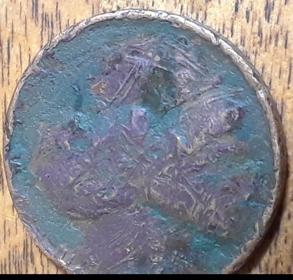 Can't-Make-Out-The-Date-But-It-Looks-Like-A-1943-Copper-Cent