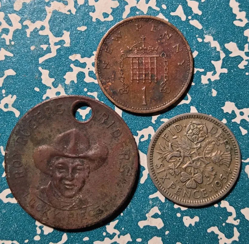 Coinstar-Finds!-Including-Bank-Counters-And-Other-Machines