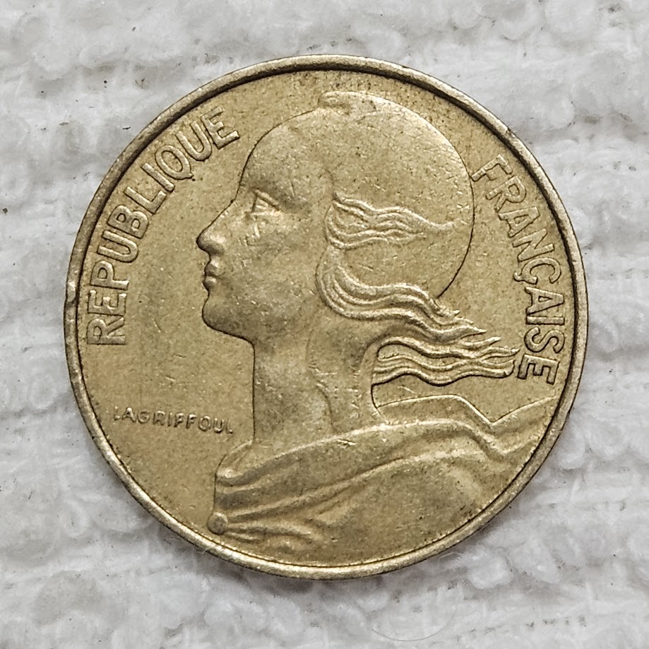Post-Your-Coin-Or-Medal-With-Flora
