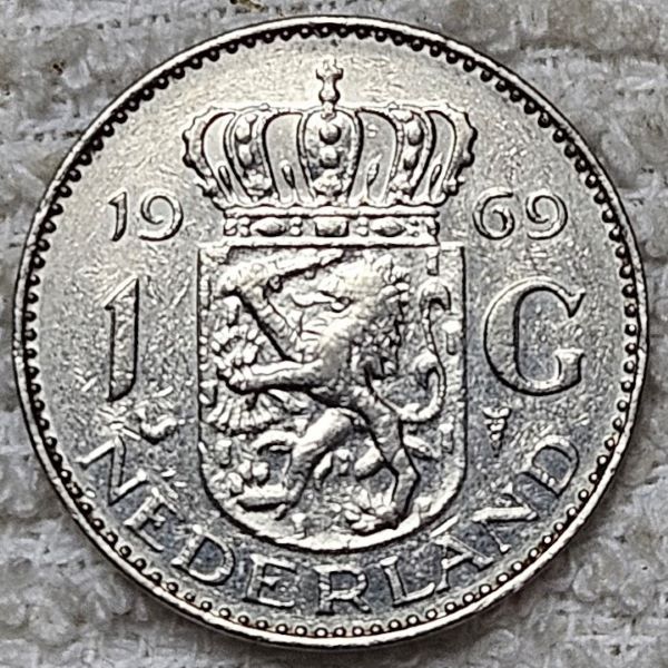 Post-Your-Coins-Depicting-Weaponry!