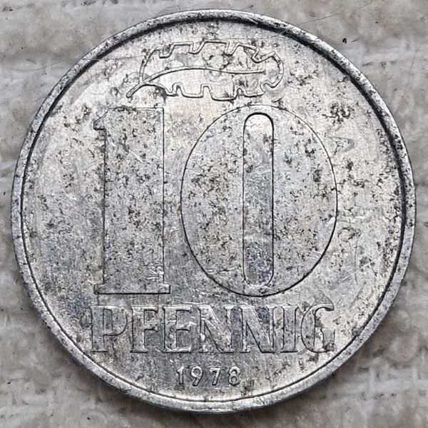 Post-Your-Coins-Depicting-Weaponry!