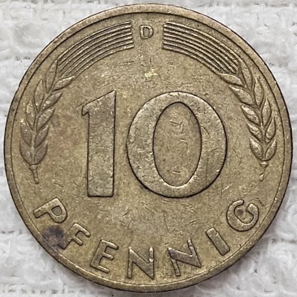 Post-Your-Coins-And-Medals-With-Trees