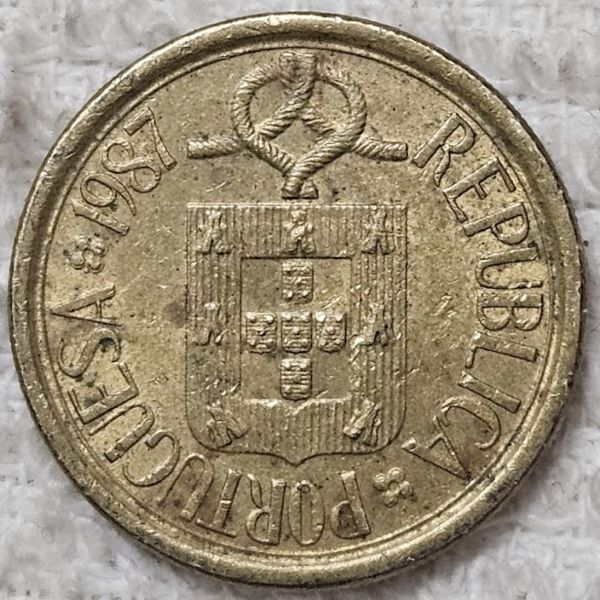 Post-Your-Coins-With-A-Castle