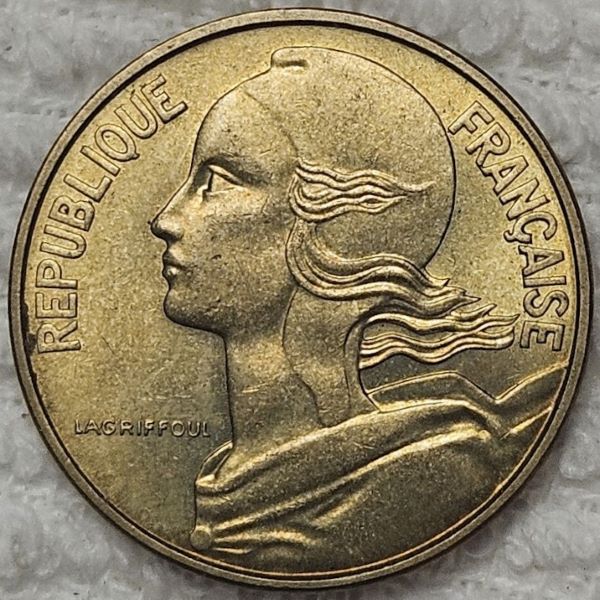 Post-Your-Coin-Or-Medal-With-Flora