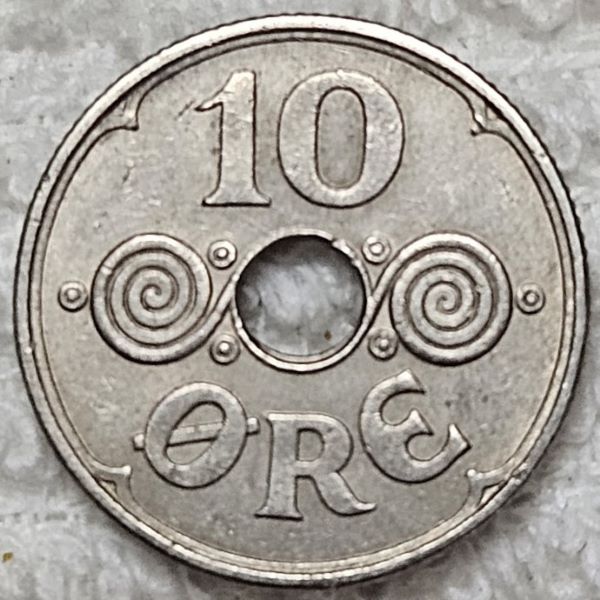 Bring-Out-Your-KM#4-Or-Y#4-Coins-For-Show-&-Tell