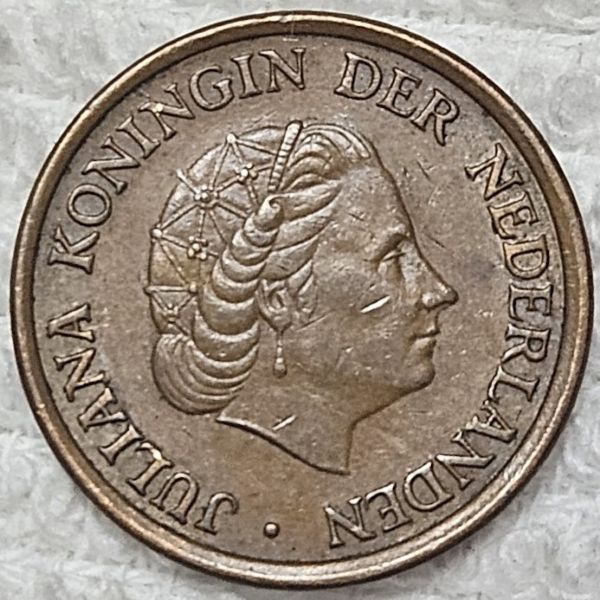 Post-Your-Coin-Or-Medal-With-Flora