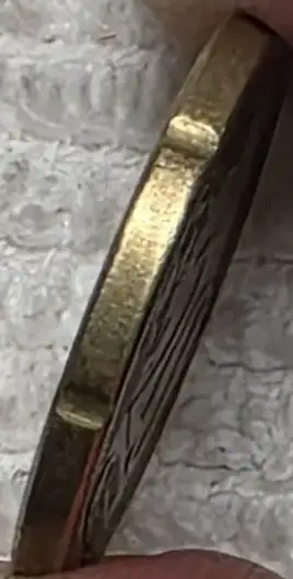 Show-Your-Coins-With-Different-Edges