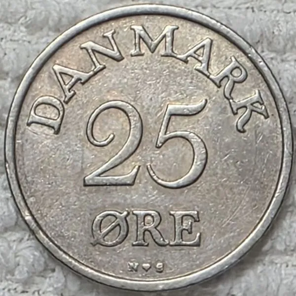 Dearborn's-World-Coin-Collection