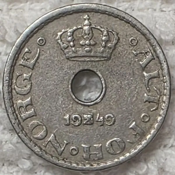Post-Your-Coins-With-Hats